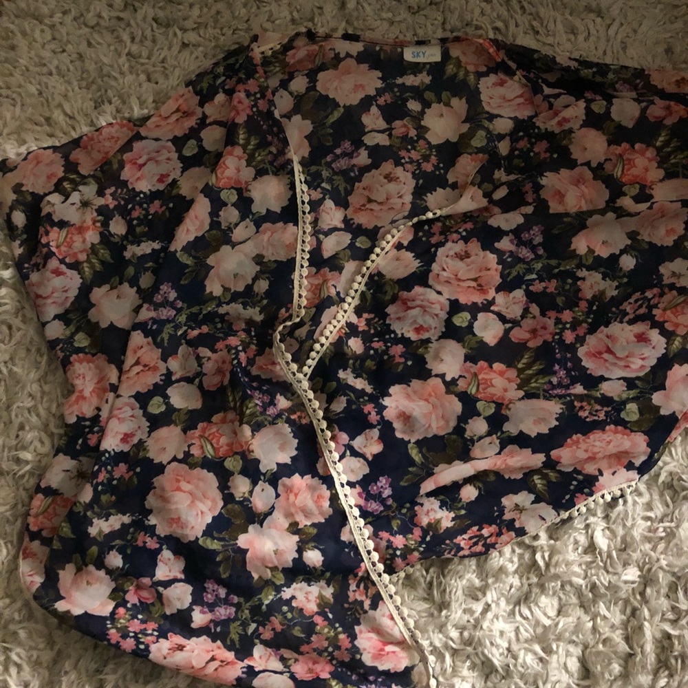 🍍Floral kimono